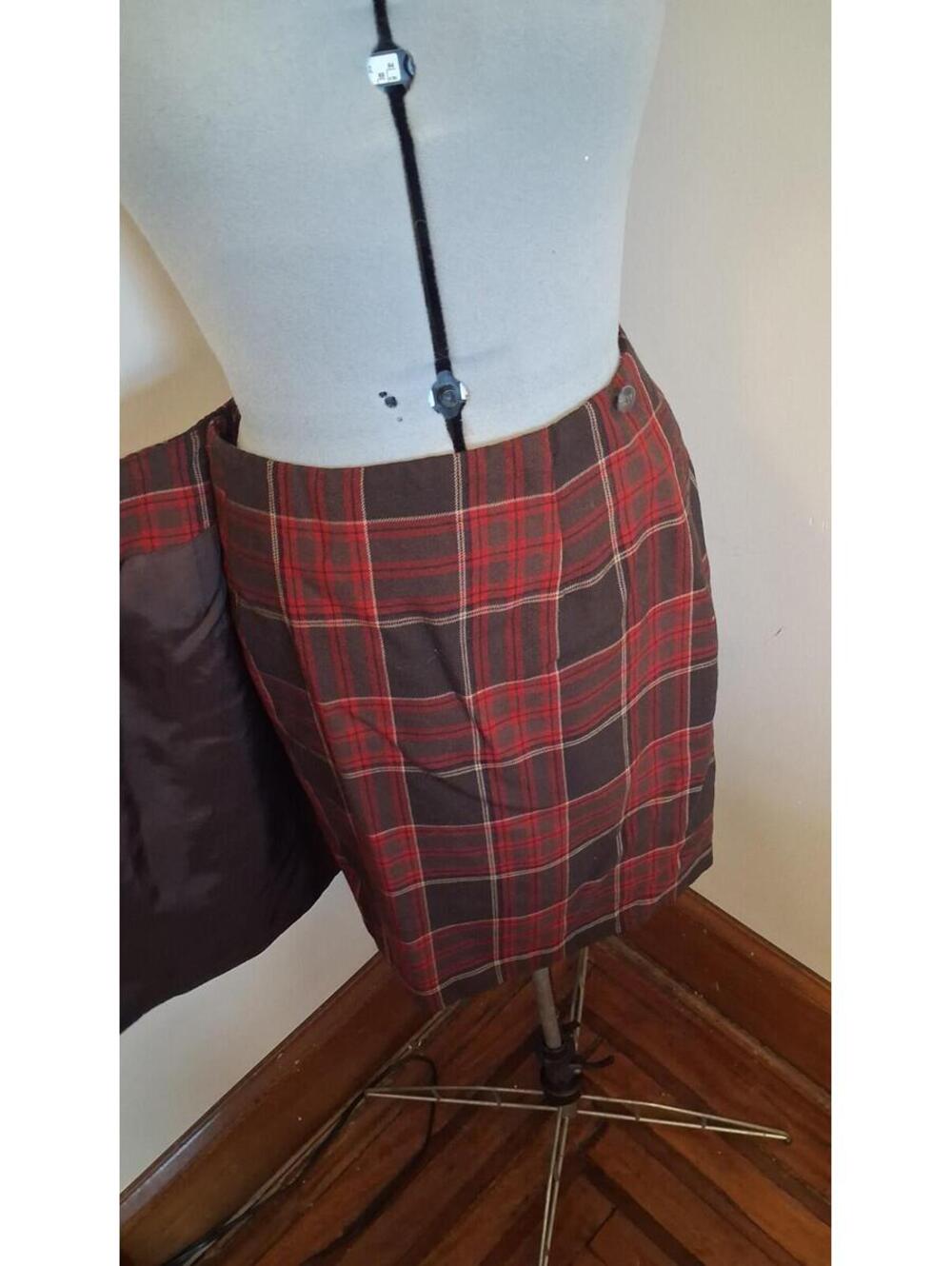 Charter Club Wrap Skirt, Red Plaid Size 12 Lined Wool Skirt Lined No Flaws - Picture 8 of 9